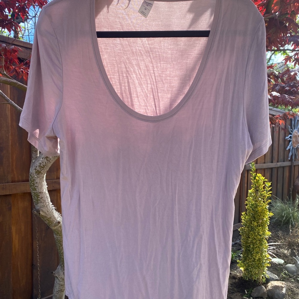 M Mauve old navy luxe t-shirt